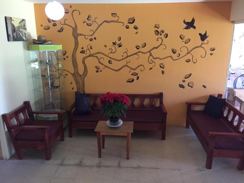 Los Nardos Hostel -Pet Friendly- Oaxaca Eksteriør billede